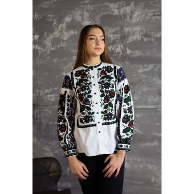 Embroidered blouse "Handmade Borshchiv"